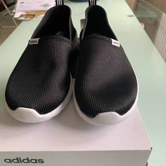 . Adidas NWT sneakers lite racer slip on size 8 - Picture 3 of 6